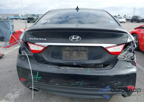 2014 Hyundai Sonata Se z USA, uszkodzony, nr VIN 5NPEC4AC4EH835669